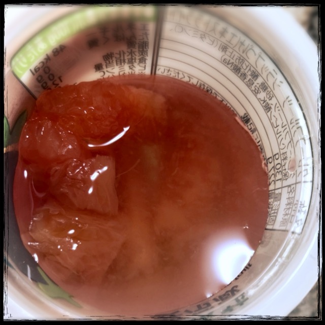 �t���[�c��H�ׂ悤