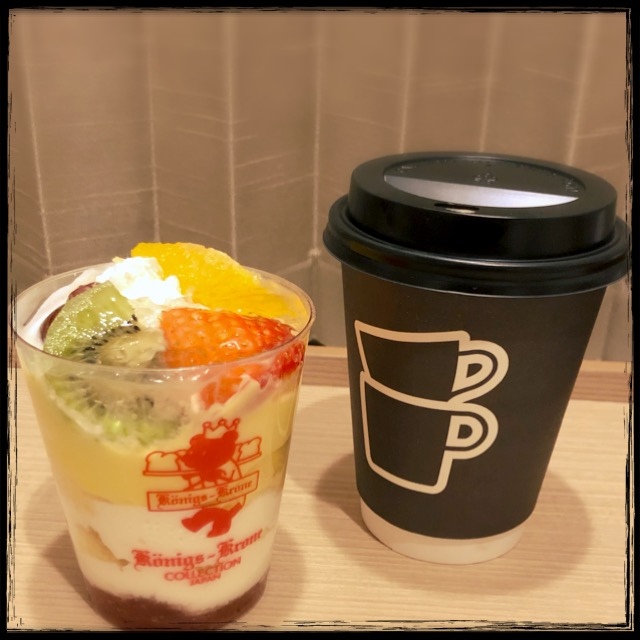 �H��̃f�U�[�g