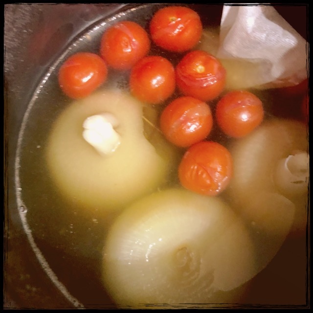 �Ȃ񂩏o�Ă���