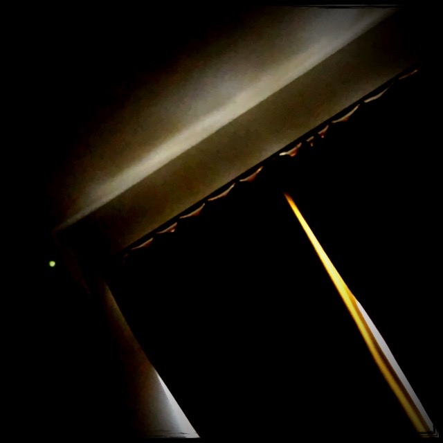 �y���~��